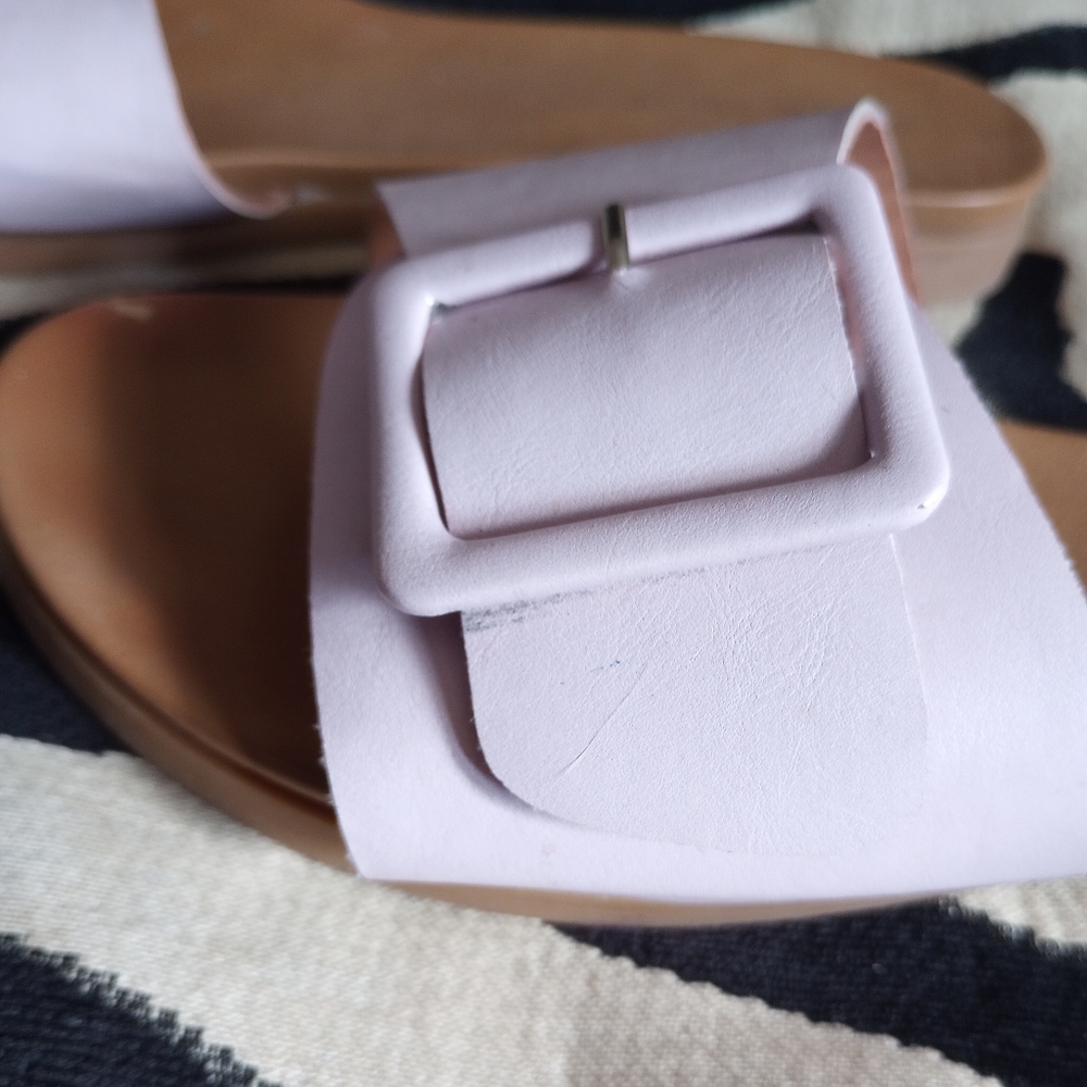 Sandals - Picture 4 of 6